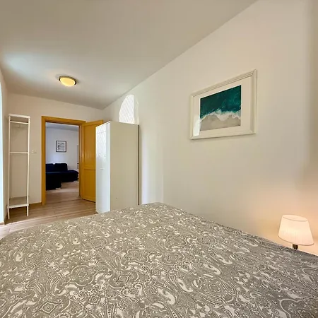 Apartment Przestronne Mieszkanie Przy Plazy - Kordeckiego 8 *